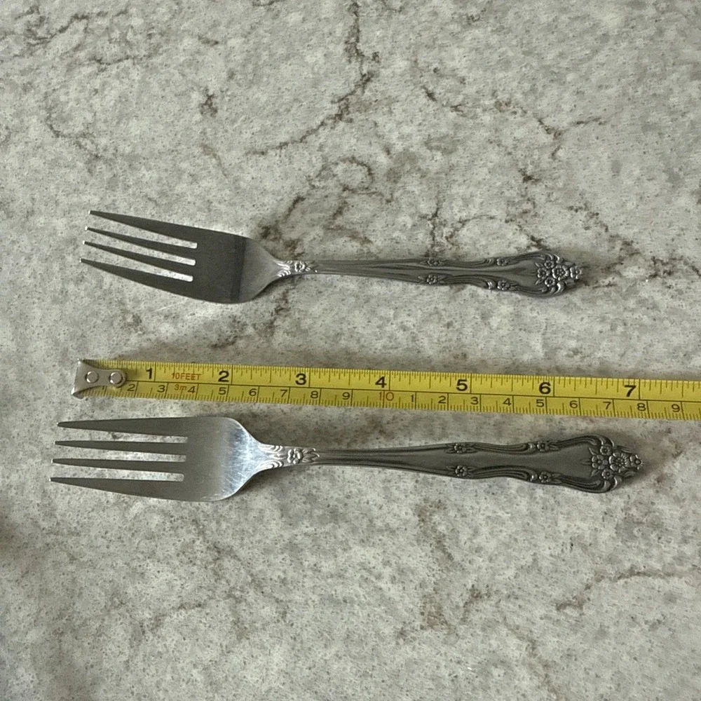 Vintage Roger's Stainless Flatware Mixed Set Of 18 Dream Rose Forks Spoons Read